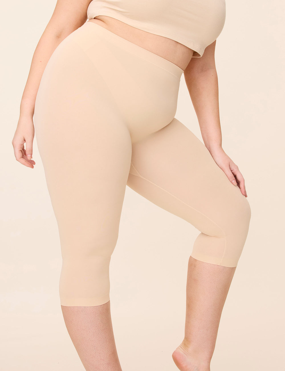 The Cooling 21" Beige Thigh Society