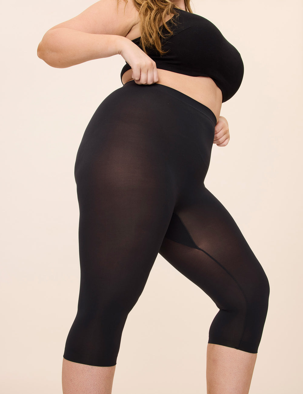 The Cooling 17" Black Thigh Society