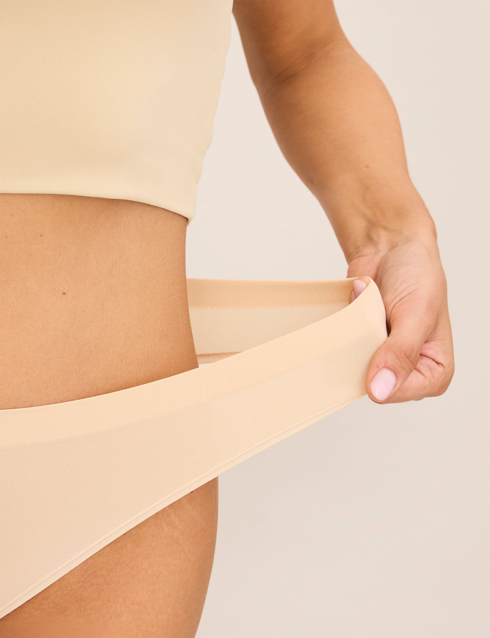 WhispAir Cooling™ Thong Beige Thigh Society